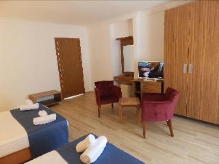 Ladonia Hotels Luna Beach Ex Club Blue White