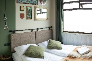 Room Room