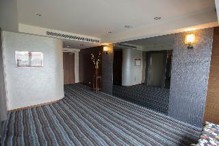 Taipei Hotel Zoo