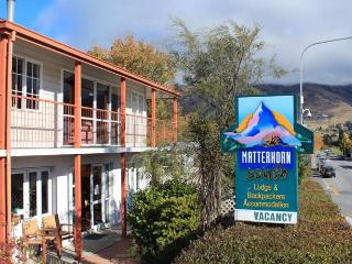 Matterhorn South Lodge and Backpackers