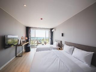 Sallys Jeju Hotel