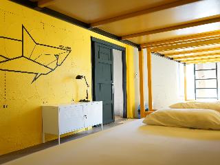 Monkey Dive Hostel Khaolak