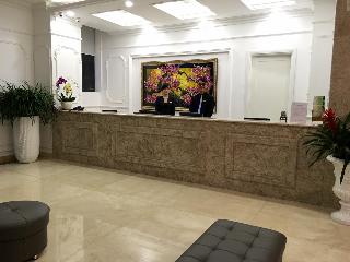 Le Duy Grand Hotel