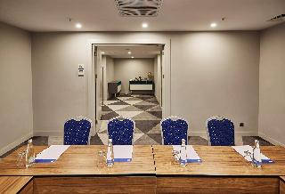 Holiday Inn Express Istanbul Atakoy Metro
