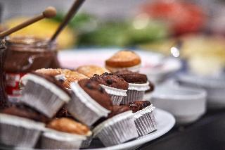 Holiday Inn Express Istanbul Atakoy Metro