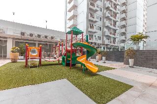 OYO 1948 Apartement Sentul Tower