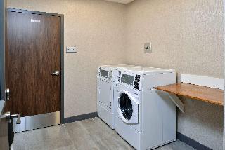 Hampton Inn & Suites Adrian, MI