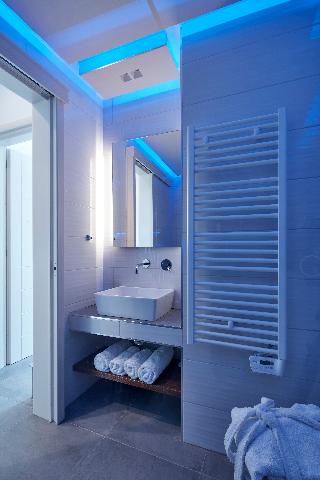 Alchemy Luxury Villa