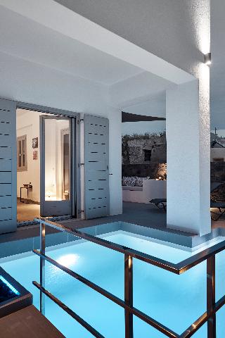Alchemy Luxury Villa