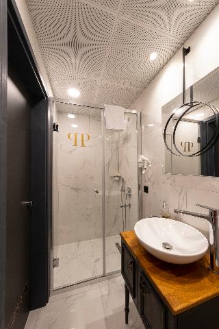 Ferman Port Hotel