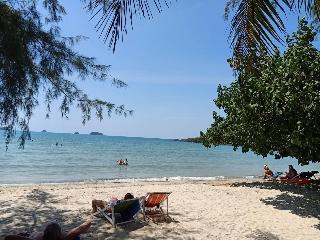 Coconut Beach Resort
