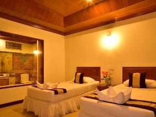 Haad Khuad Resort