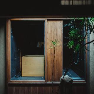 Room:DBL.DX-QN