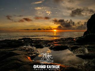 Grandfather Khaolak Resort