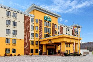 La Quinta Inn & Suites Elkview - Charleston NE