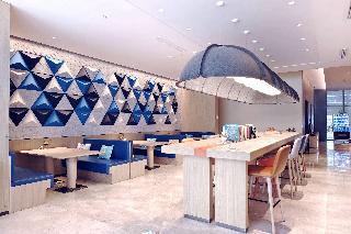 Holiday Inn Express Kunming West