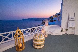 Alexander's Suites