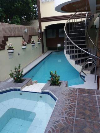 Coolmartin Resort