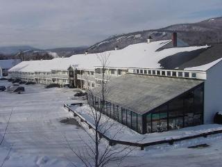 Town Country Inn Resort