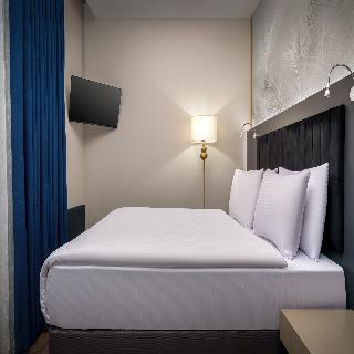 Best Western Premier Hidden Hills Hotel