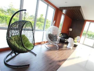 Trendy Hotel