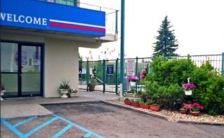 Motel 6 Bismarck