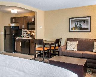 1 King Bed, Suite, Nonsmoking