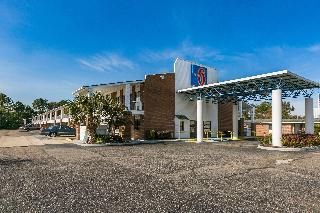 Motel 6 Dothan, AL
