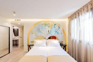 Room Room