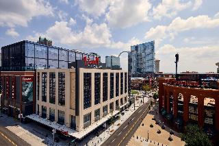 Live By Loews - St. Louis