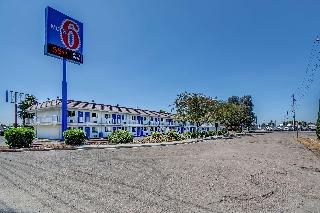 Motel 6 Stockton Charter Way West