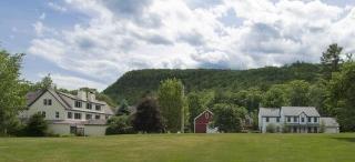 Inn At Ellis River