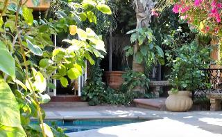 The Bungalows Hotel