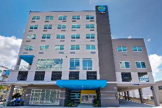 Tru by Hilton St. Petersburg Downtown Central Ave