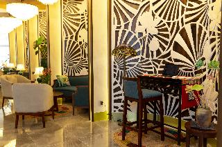 White lotus hue hotel