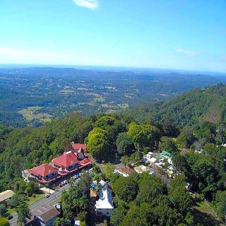 Montville Mountain Inn Resort