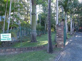 Emerald Tropical Palms B&B