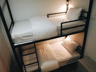 Room:BED.C4