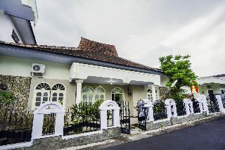 Oyo 2004 Penginapan Bidara Syariah