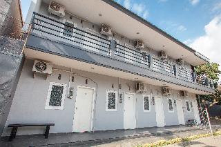 Super OYO 1176 J3 Residence Syariah