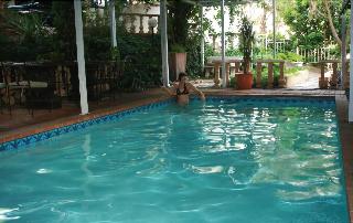 Amper Bo Guest House