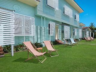 La Costa Motel