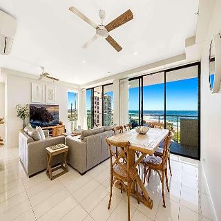Beach On Sixth Apartments
