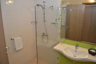 Aqua Nevis Hotel