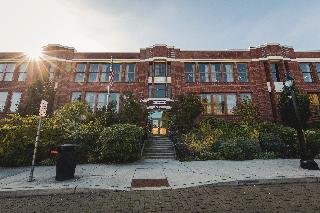 McMenamins Anderson School