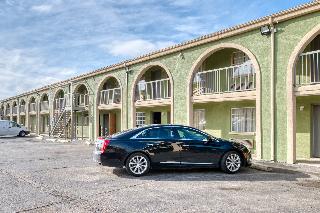 Hotel Channelview I-10