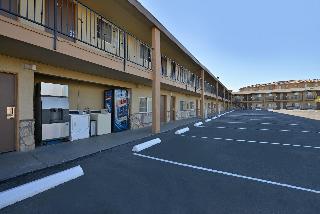 Crown Motel