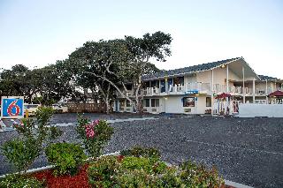 Motel 6 Monterey