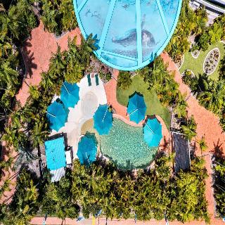 Riviera Resort photo 3