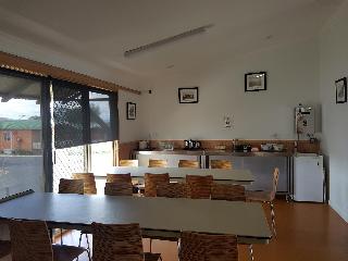 Canberra Carotel Motel